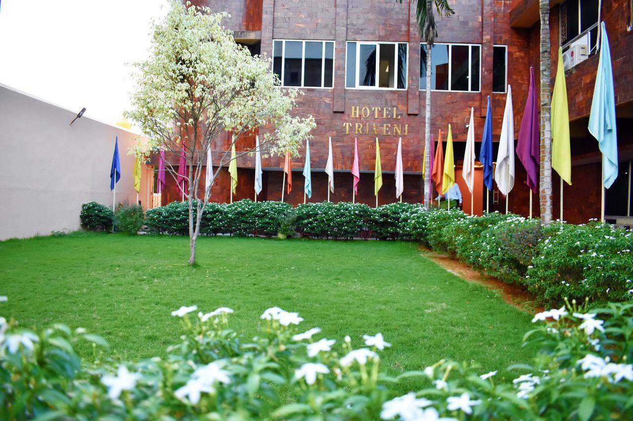 Hotel Triveni Balangir Экстерьер фото